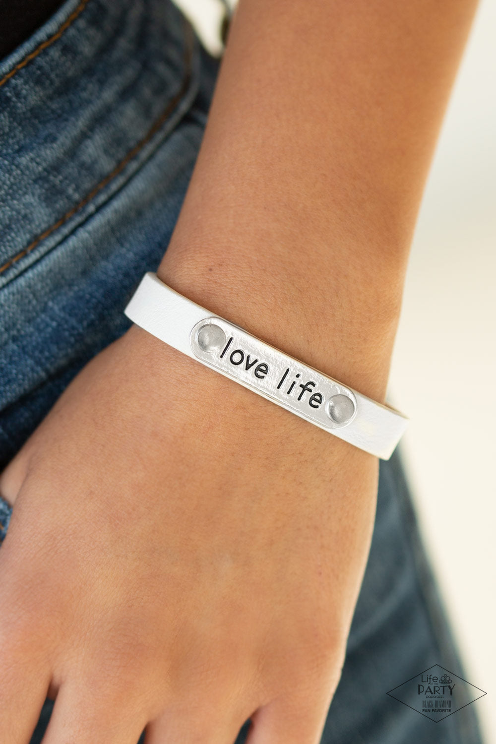 Love Life - White - Paparazzi