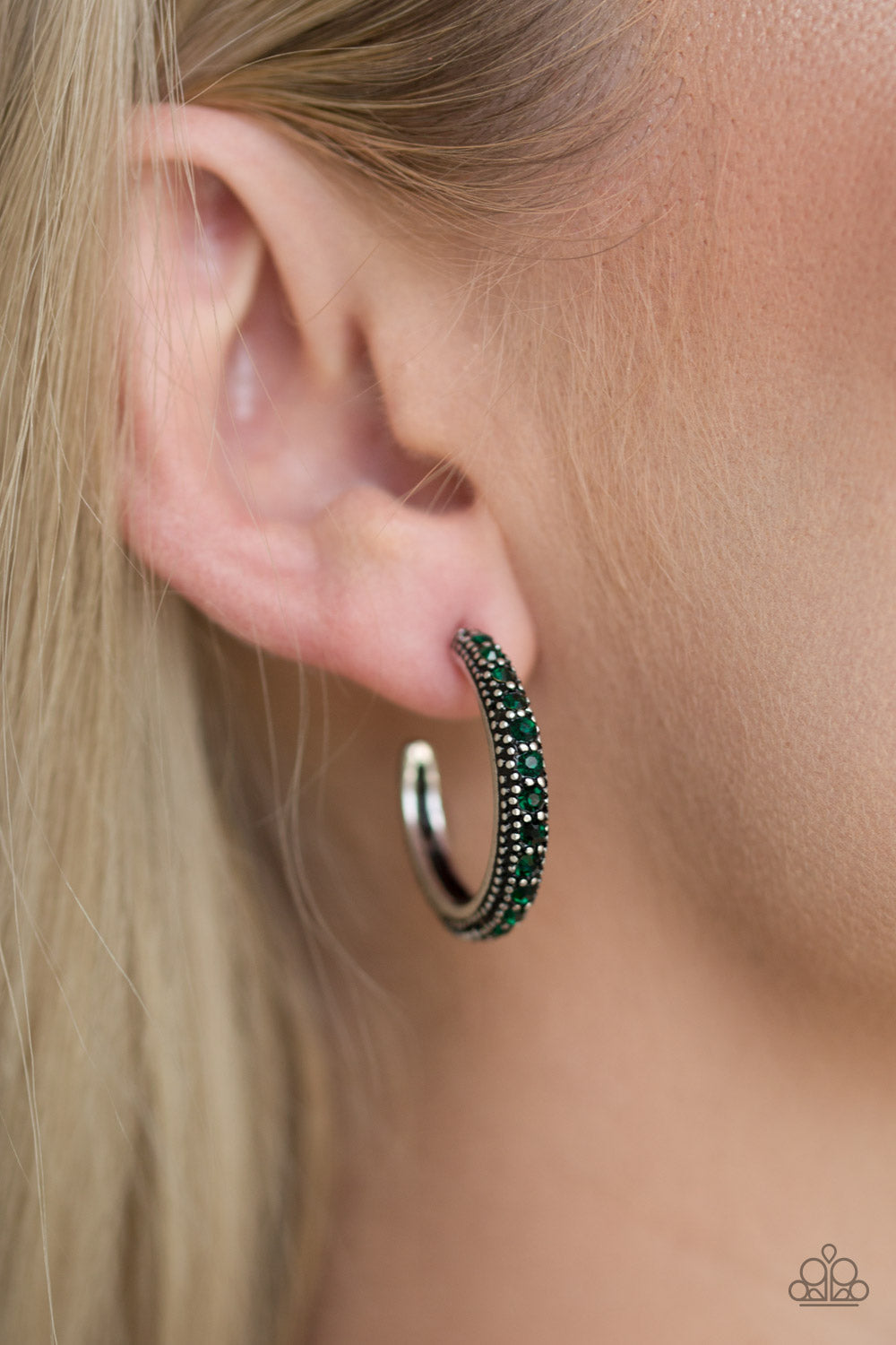 Twinkling Tinseltown - Green - Paparazzi