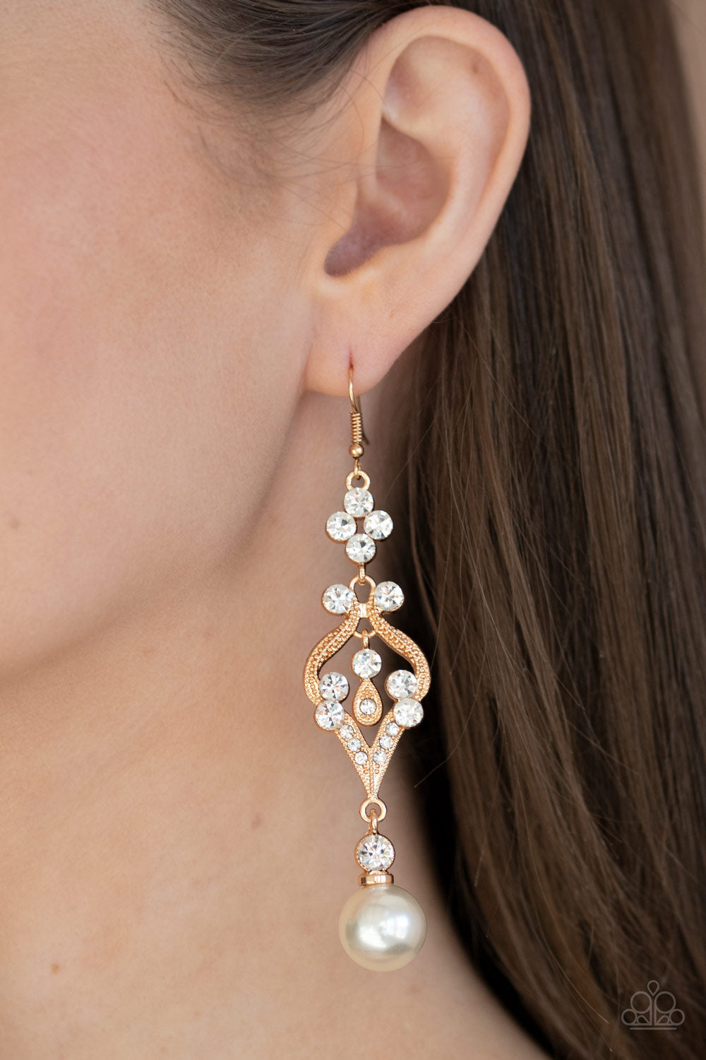 Elegantly Extravagant - Gold - Paparazzi