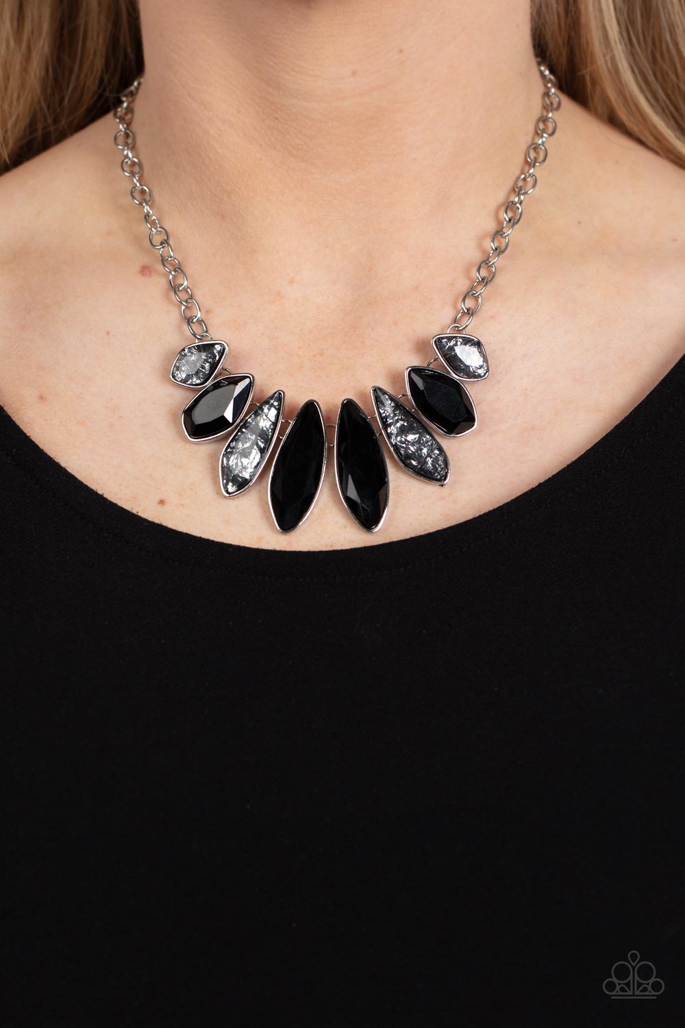Crystallized Couture - Black - Paparazzi