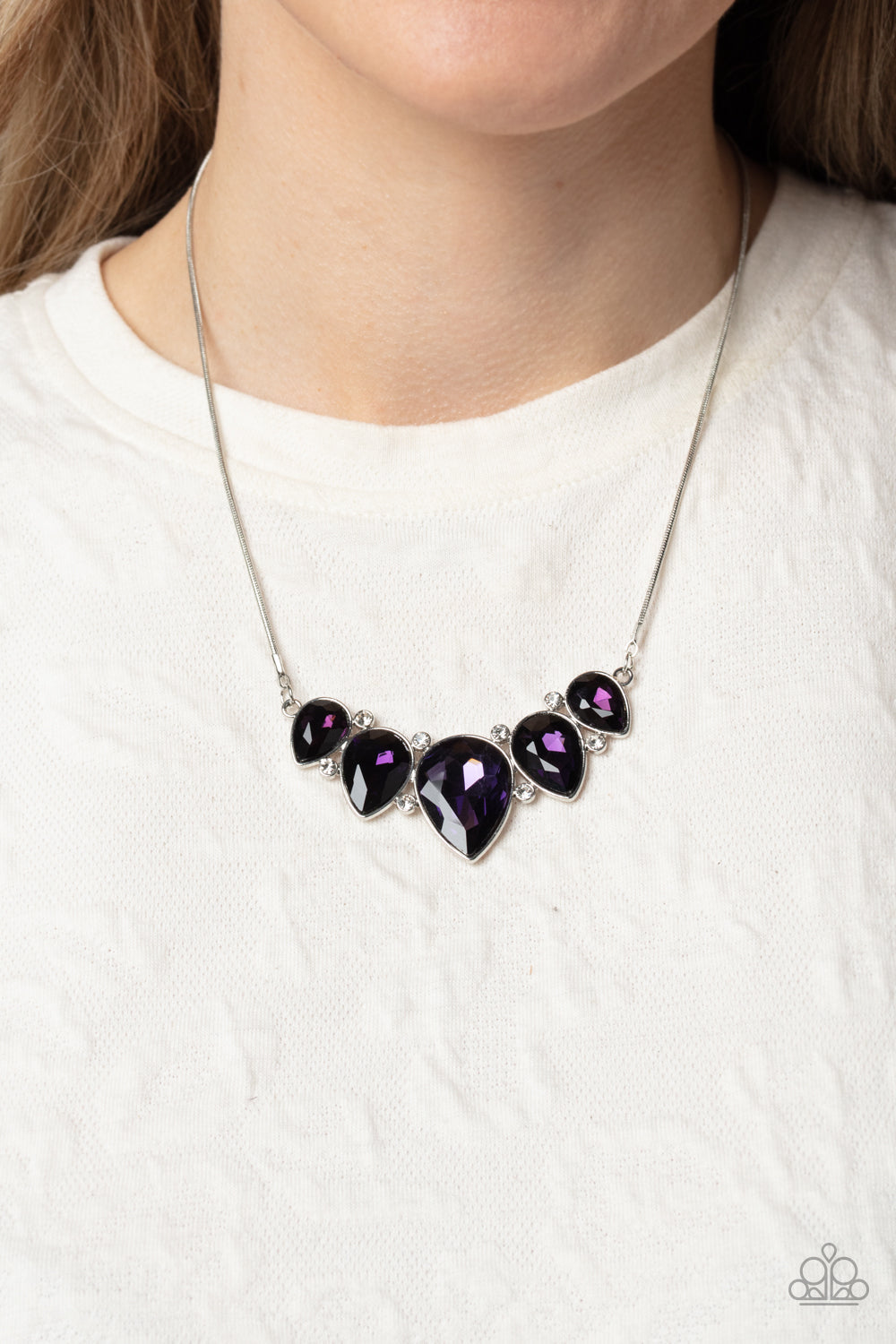 Regally Refined - Purple - Paparazzi