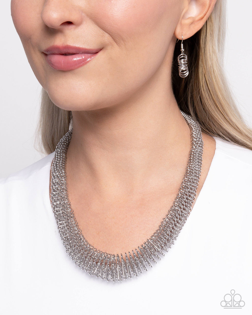 Trenchant Tribute - Silver - Paparazzi