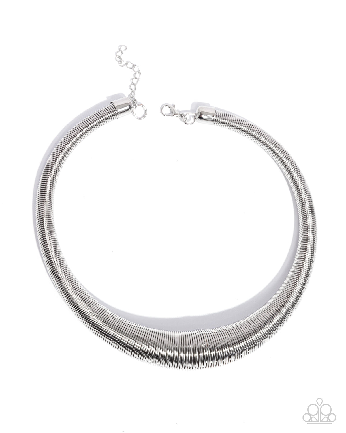 Dramatic Dynasty - Silver - Paparazzi