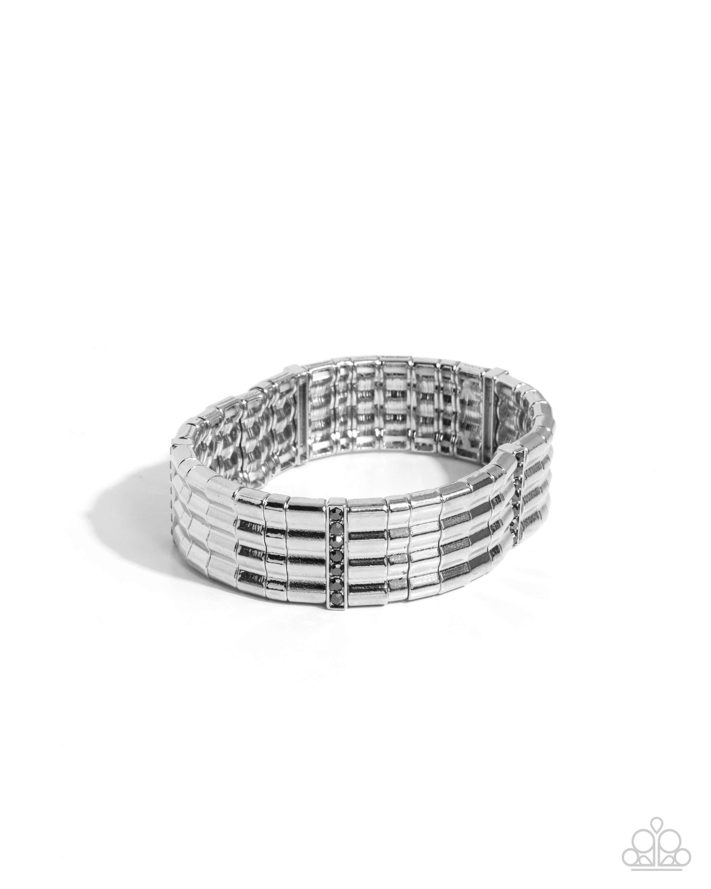 Glistening Getaway - Silver - Paparazzi