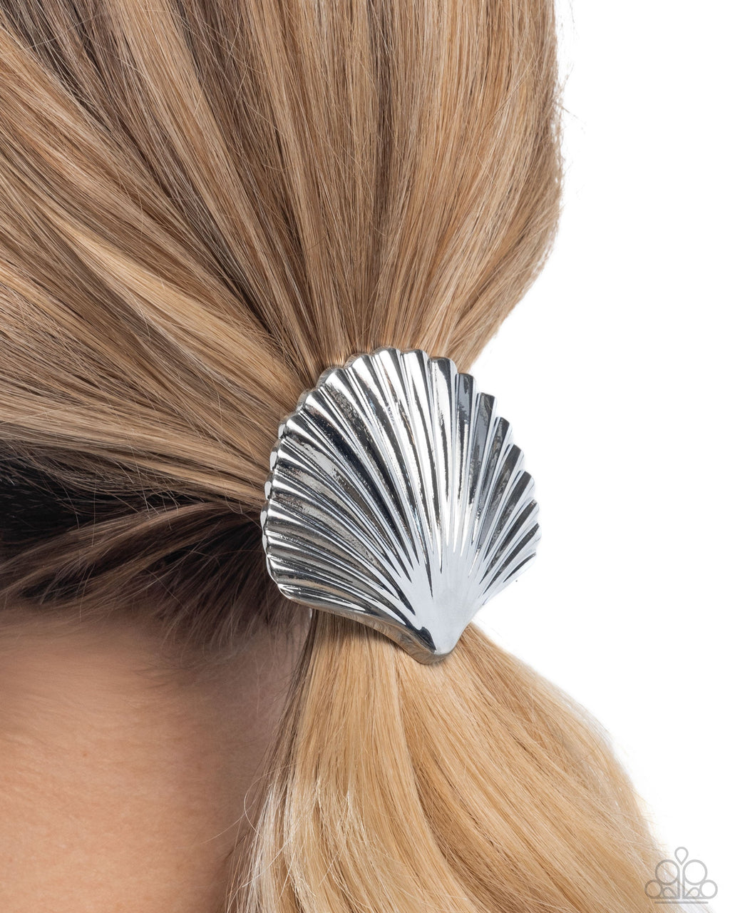 Short Seashell - Silver - Paparazzi
