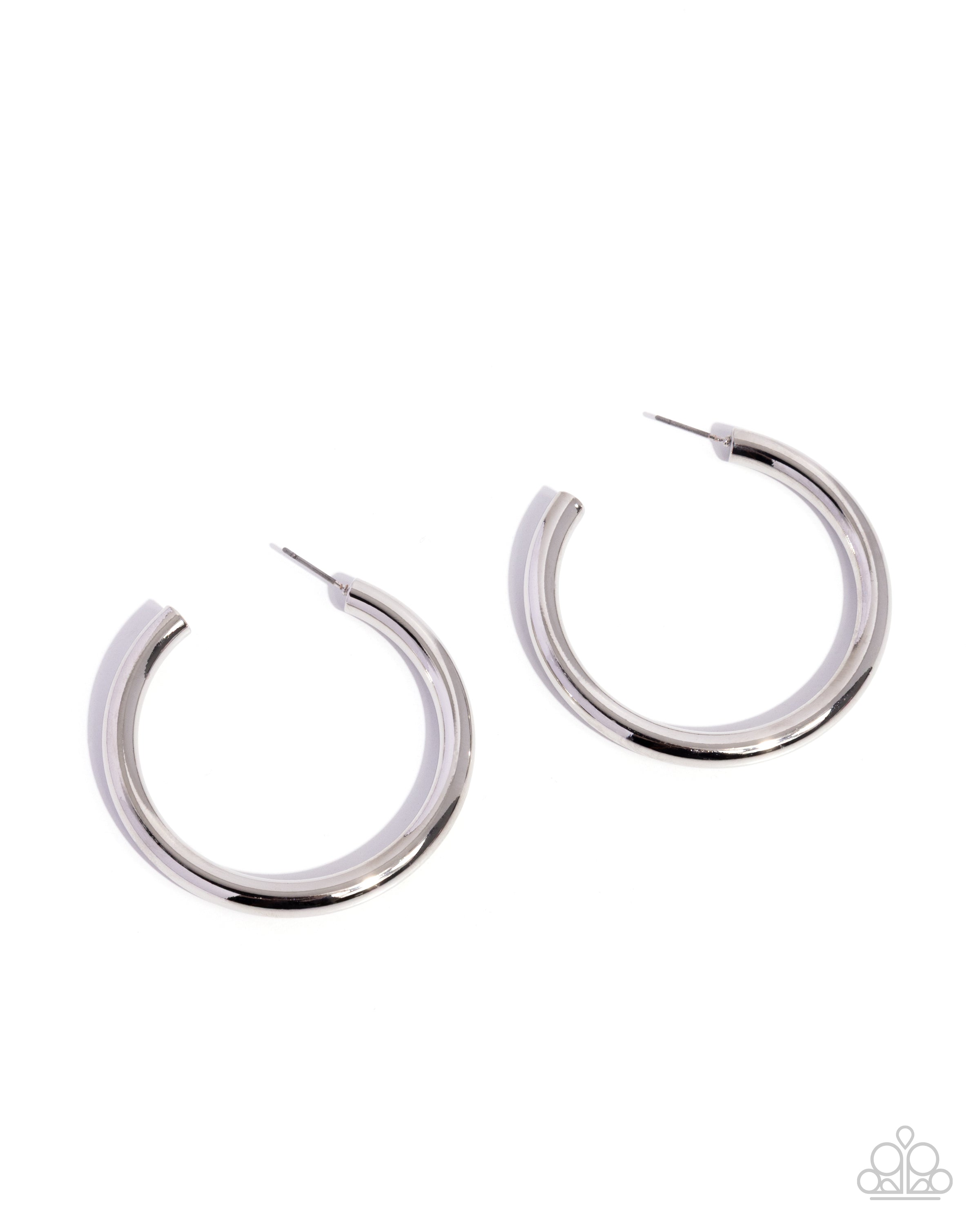 Sinuous Sheen - Silver - Paparazzi