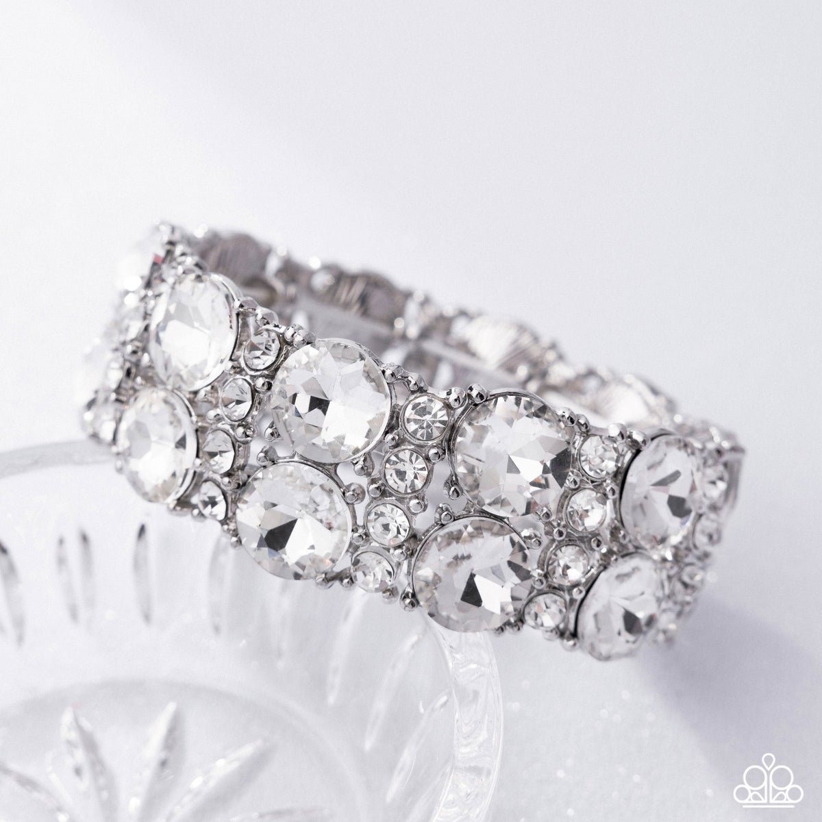 Exact Elegance - White - Paparazzi