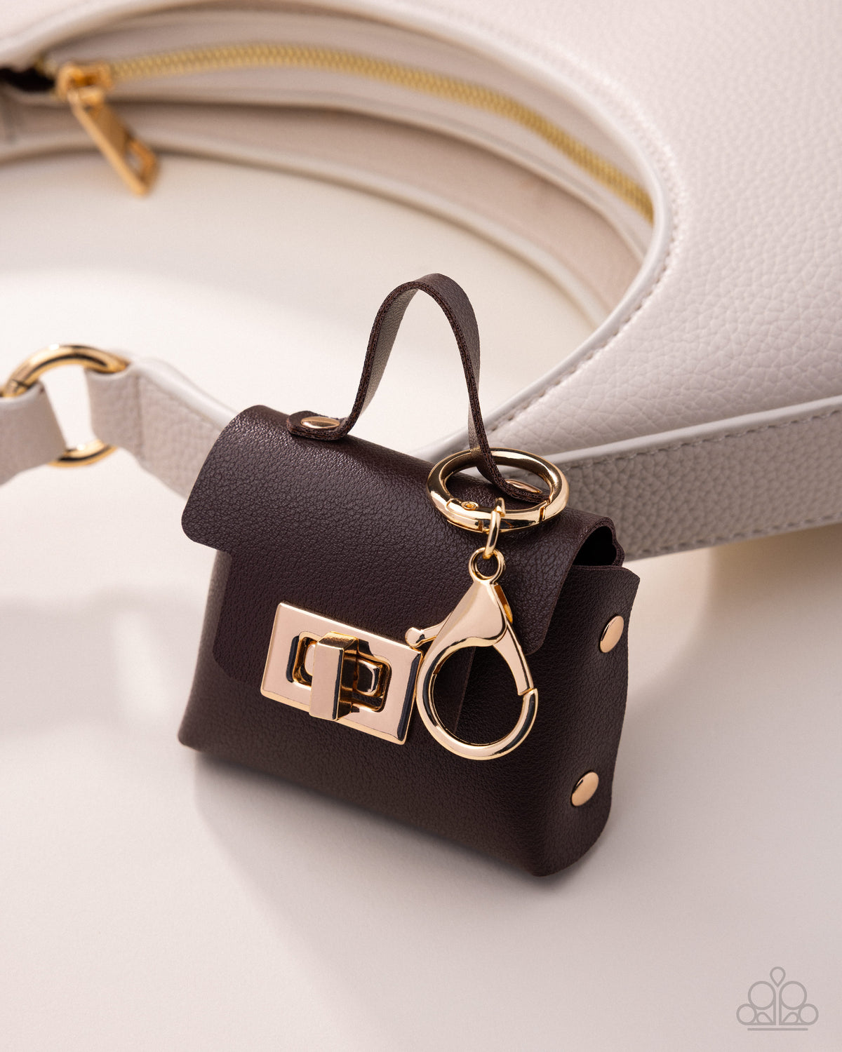 Lavish Luxury - Brown - Paparazzi