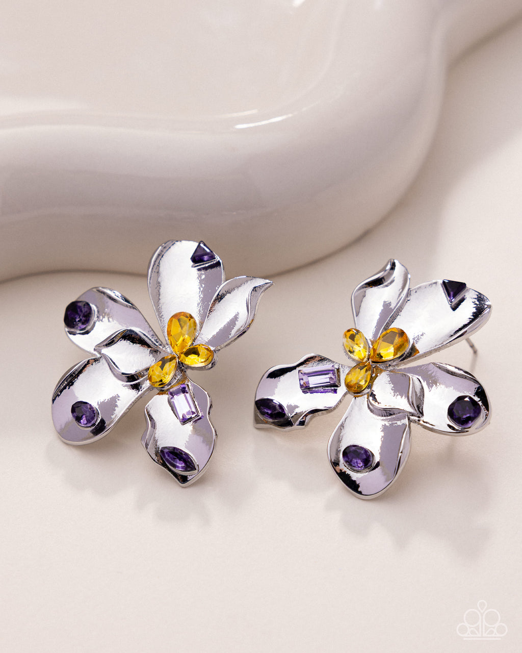 Positive Petals - Purple - Paparazzi
