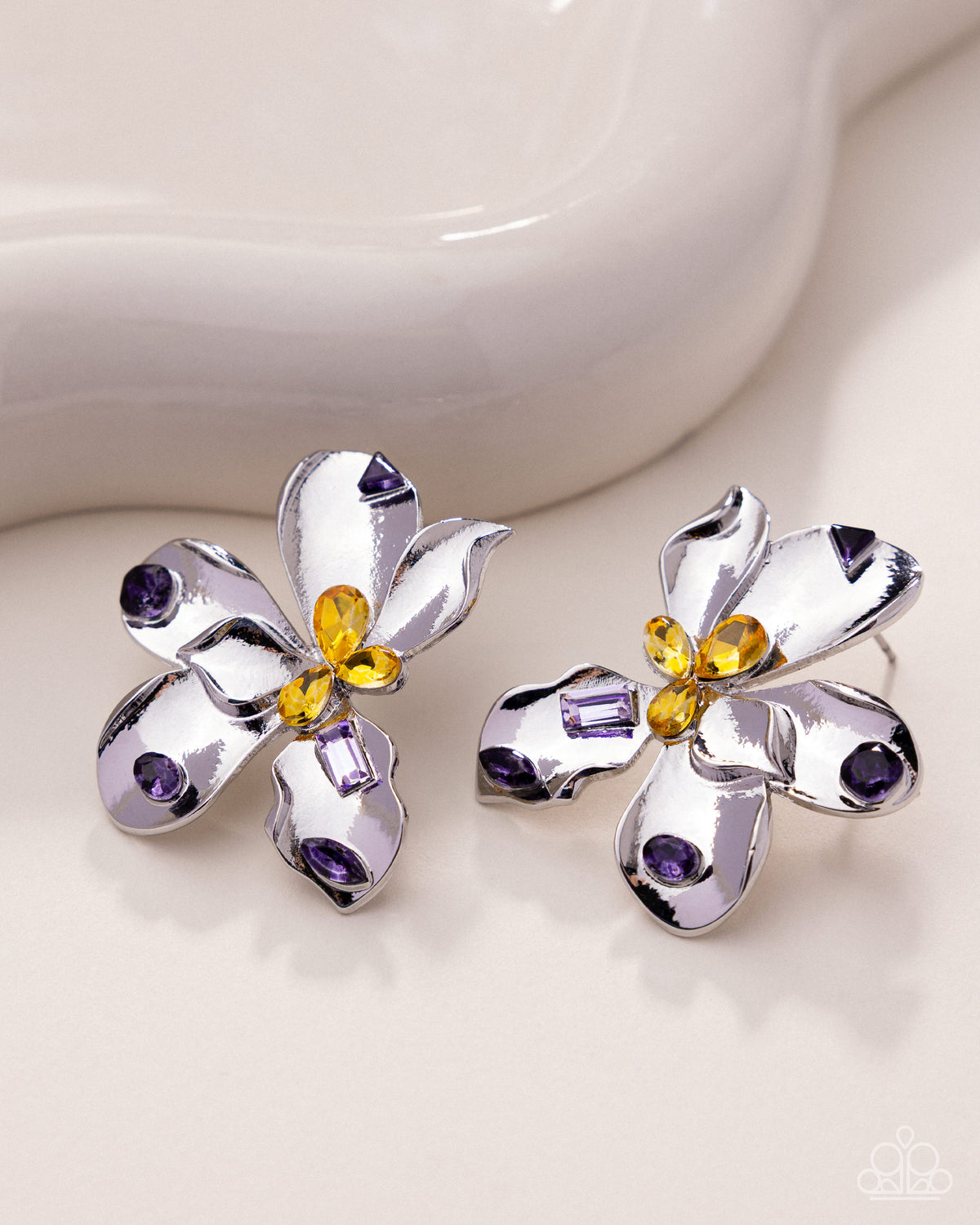 Positive Petals - Purple - Paparazzi