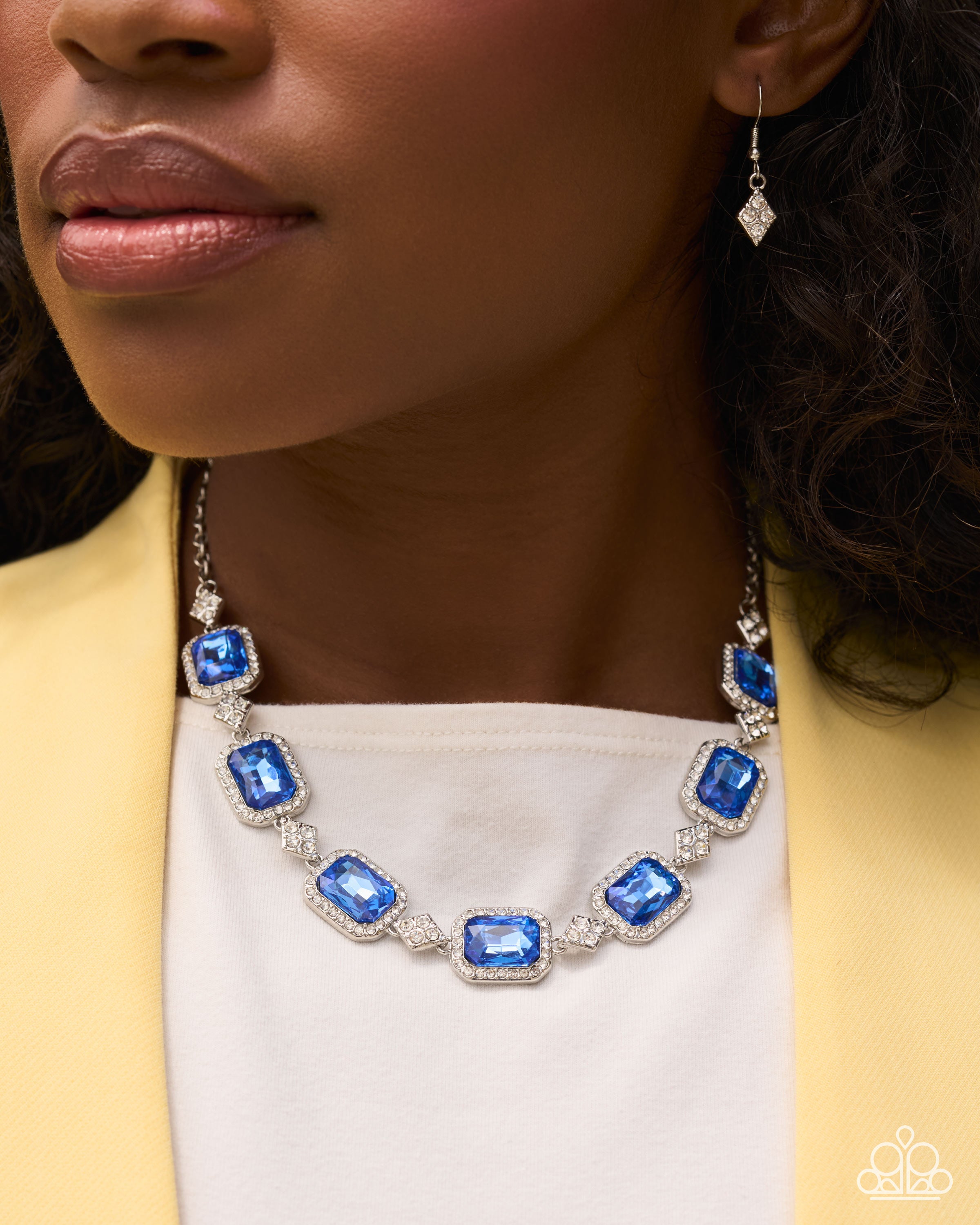 Redefined Radiance - Blue - Paparazzi